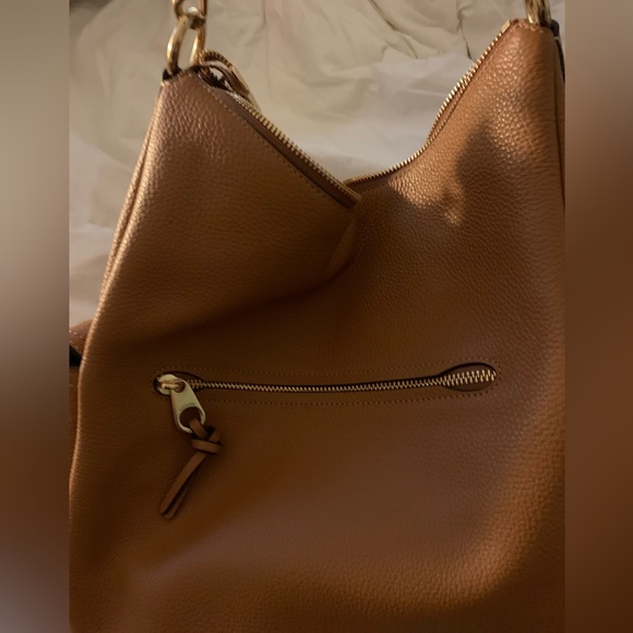 Practically BRAND NEW Coach pebbled toffee colored purse in excellent condition - Picture 2 of 5